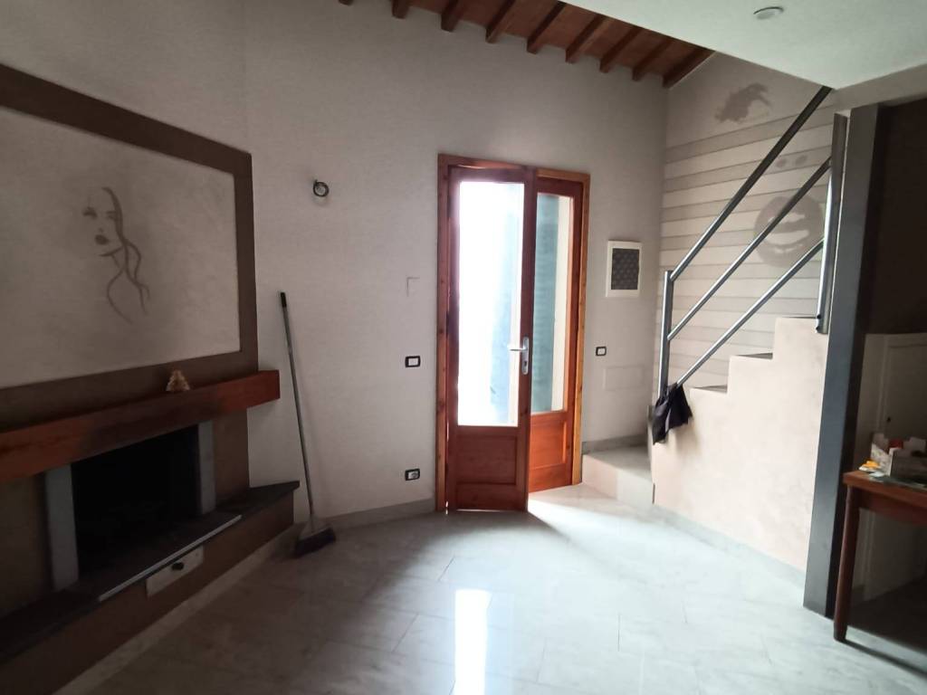 casa indipendente in vendita ad Agliana