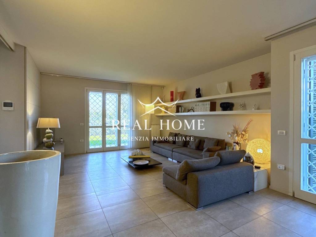 casa indipendente in vendita ad Agliana