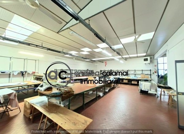 negozio in vendita ad Agliana