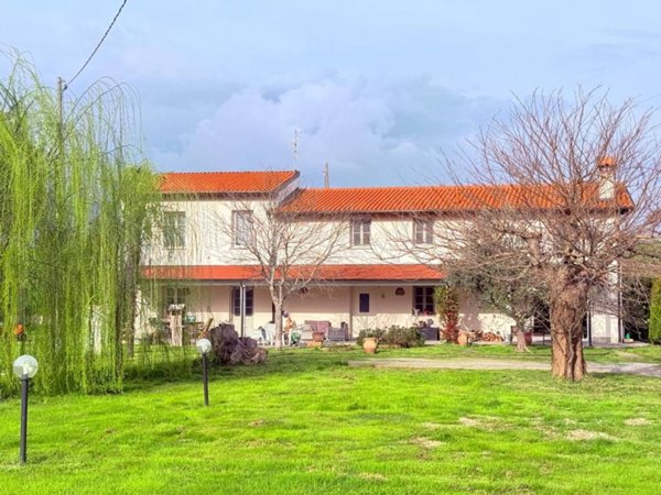 casa indipendente in vendita ad Agliana in zona Spedalino