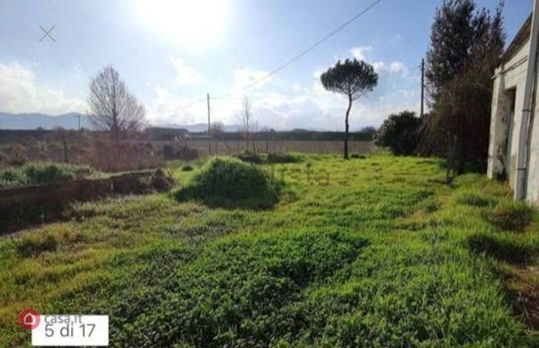 casa indipendente in vendita ad Agliana in zona Ferruccia