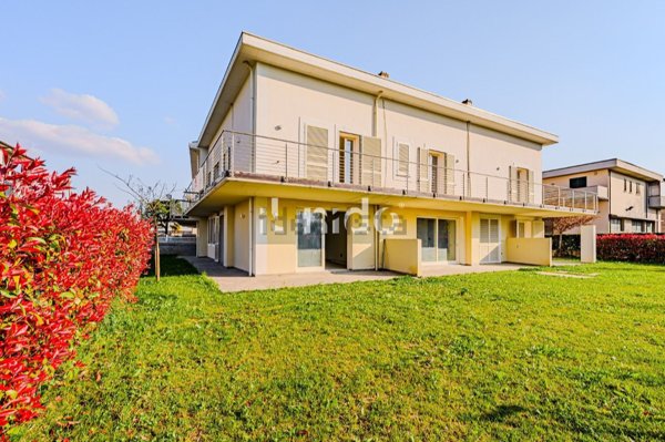 casa indipendente in vendita ad Agliana