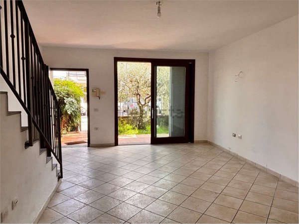 casa indipendente in vendita ad Agliana in zona San Michele