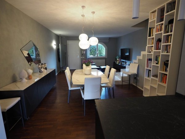 casa indipendente in vendita ad Agliana in zona Spedalino