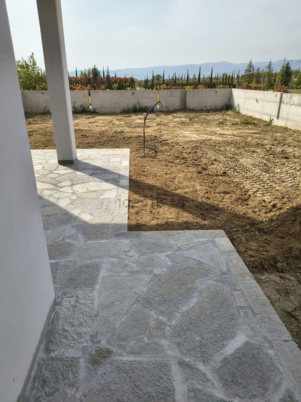 appartamento in vendita ad Agliana in zona Spedalino