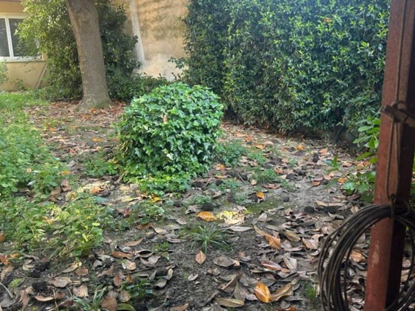 casa indipendente in vendita ad Agliana in zona San Niccolò