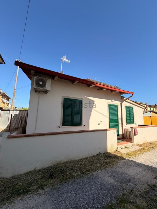 appartamento in vendita ad Agliana in zona Spedalino