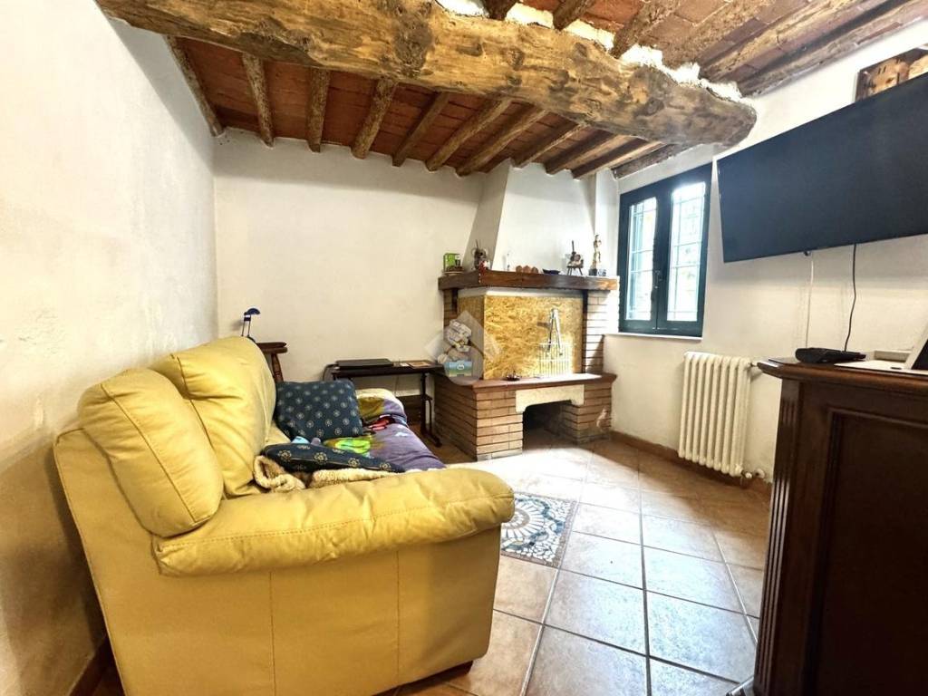 casa indipendente in vendita ad Agliana