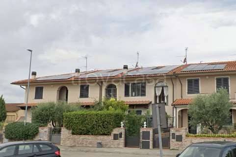 casa indipendente in vendita ad Agliana