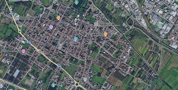 negozio in vendita ad Agliana in zona San Niccolò