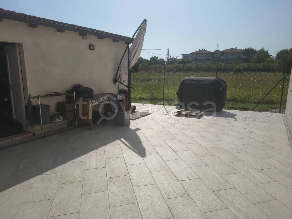 casa indipendente in vendita ad Agliana in zona Spedalino