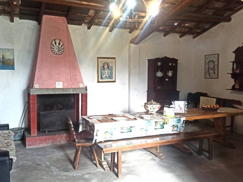 casa indipendente in vendita ad Agliana in zona San Michele