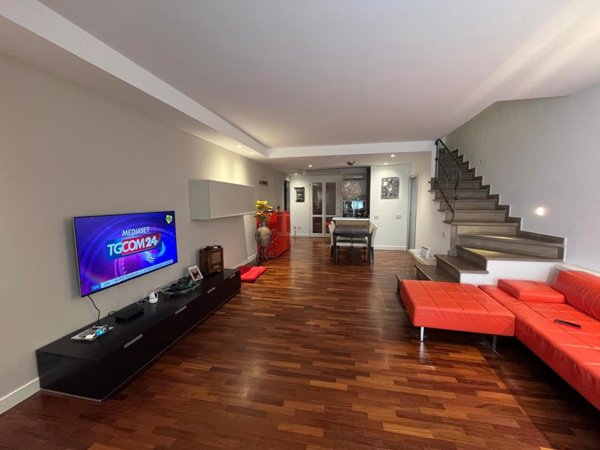 casa indipendente in vendita ad Agliana in zona San Niccolò