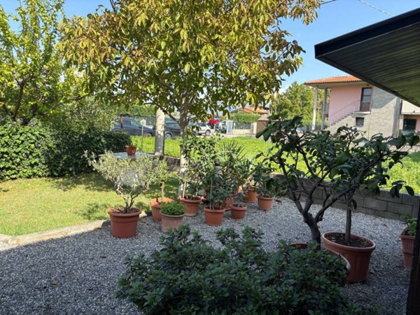 appartamento in vendita ad Agliana in zona Ferruccia