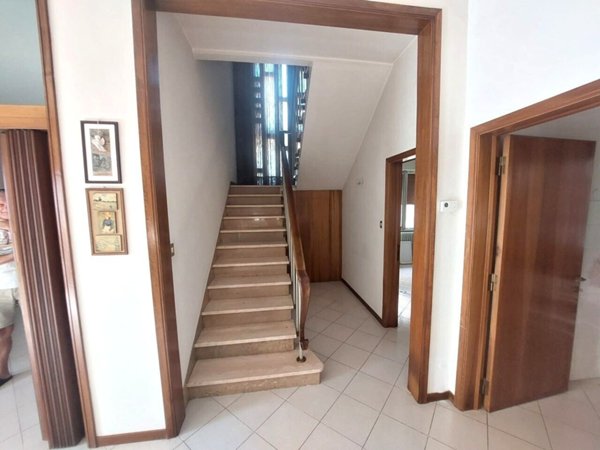 casa indipendente in vendita ad Agliana in zona San Niccolò