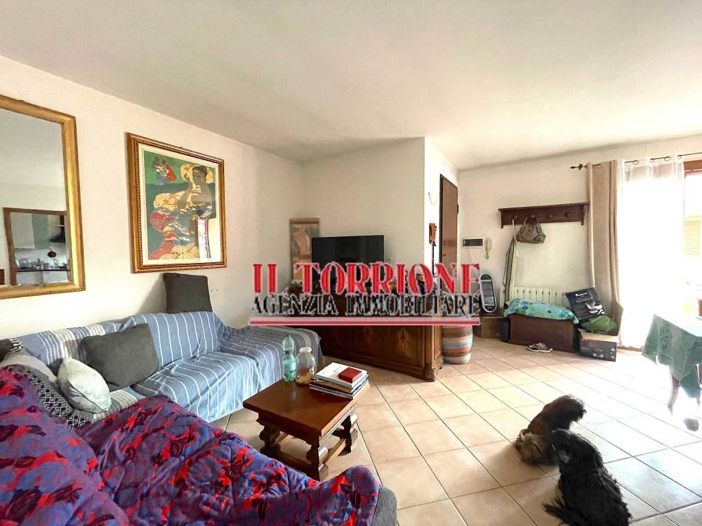 appartamento in vendita a Buggiano in zona Borgo a Buggiano