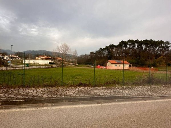 terreno edificabile in vendita a Buggiano