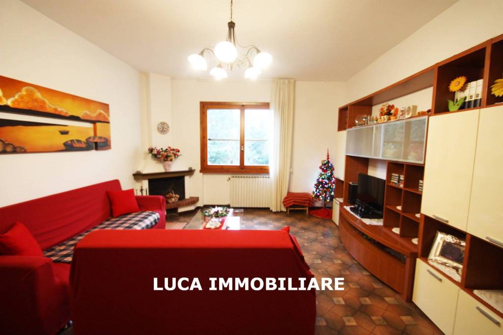 casa indipendente in vendita a Buggiano