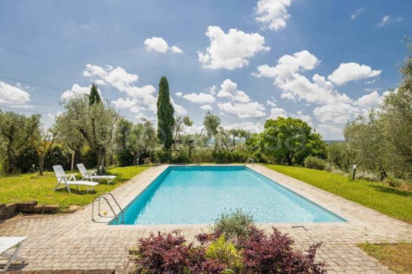 casa indipendente in vendita a Buggiano in zona Borgo a Buggiano
