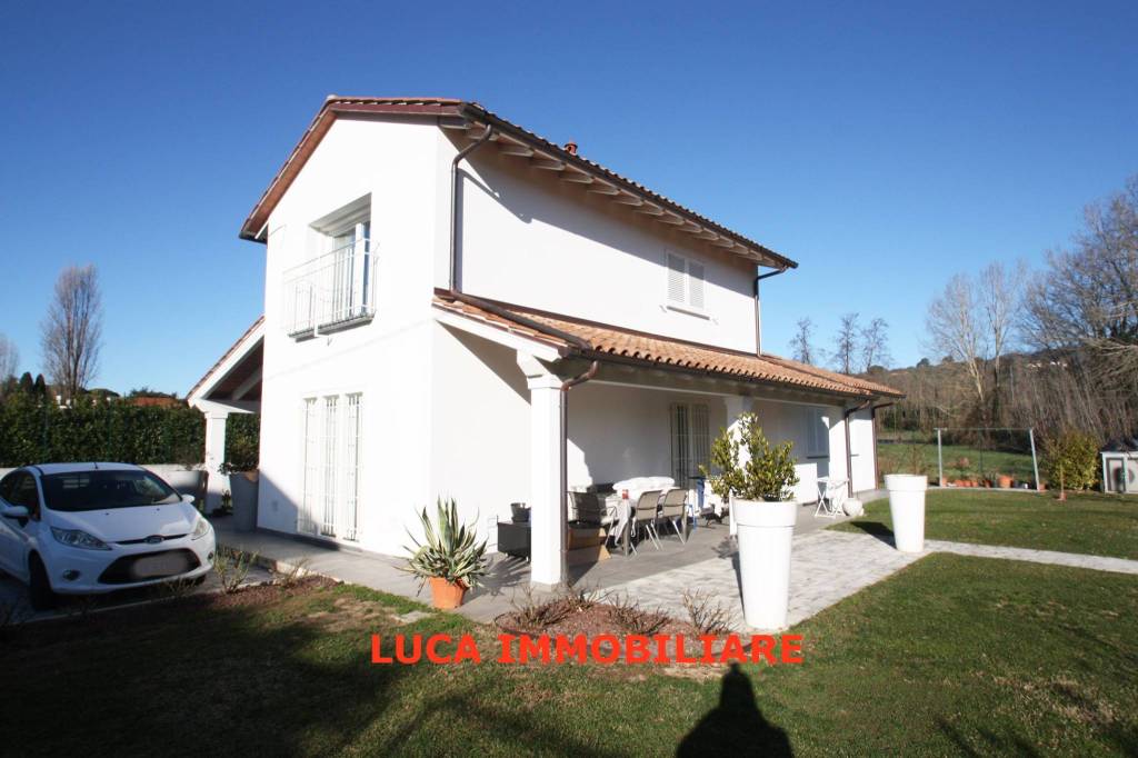 casa indipendente in vendita a Buggiano