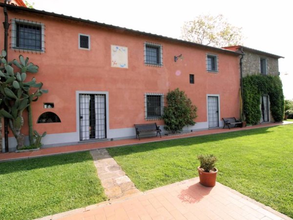 casa indipendente in vendita a Buggiano in zona Borgo a Buggiano