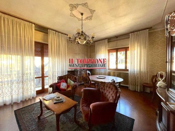 casa indipendente in vendita a Buggiano in zona Borgo a Buggiano