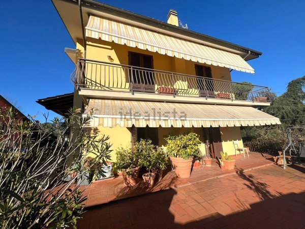 casa indipendente in vendita a Buggiano