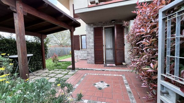 casa indipendente in vendita a Buggiano in zona Borgo a Buggiano
