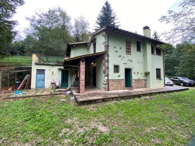 casa indipendente in vendita a Buggiano in zona Borgo a Buggiano