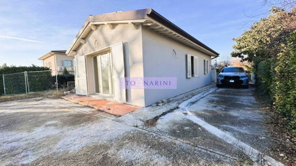 casa indipendente in vendita a Buggiano