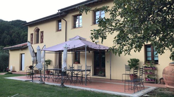 casa indipendente in vendita a Buggiano