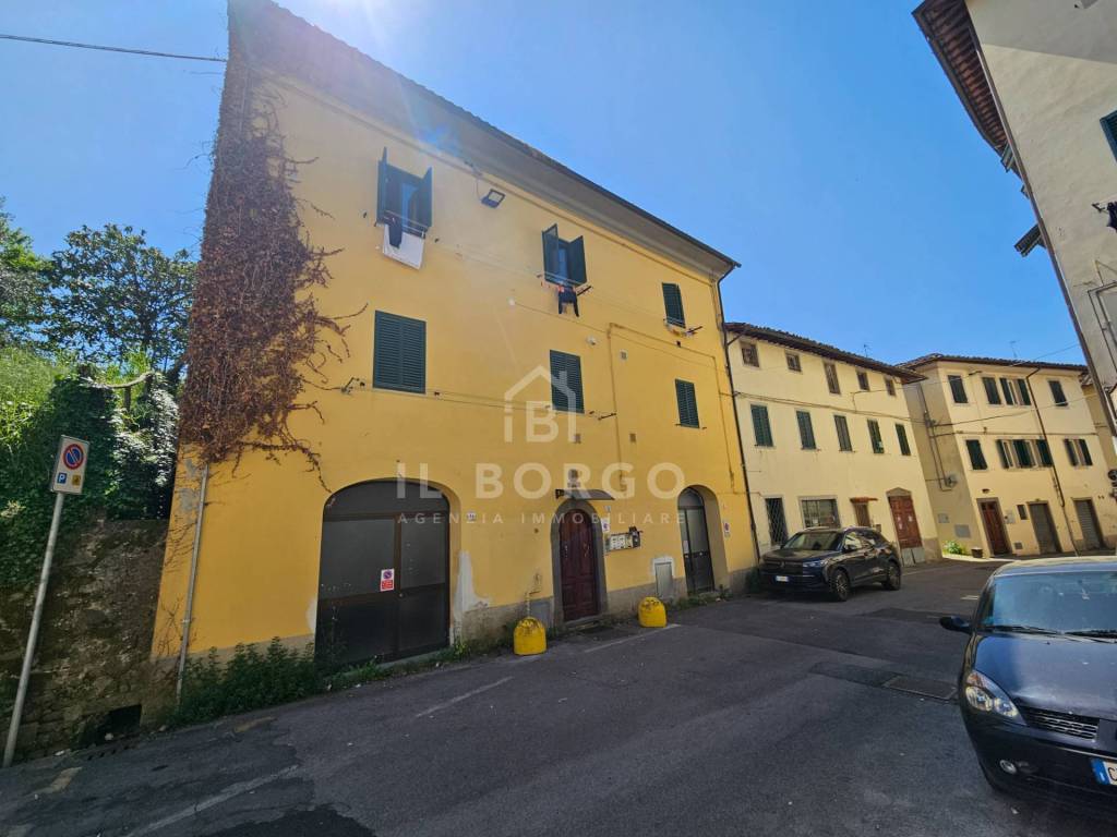 appartamento in vendita a Buggiano in zona Borgo a Buggiano