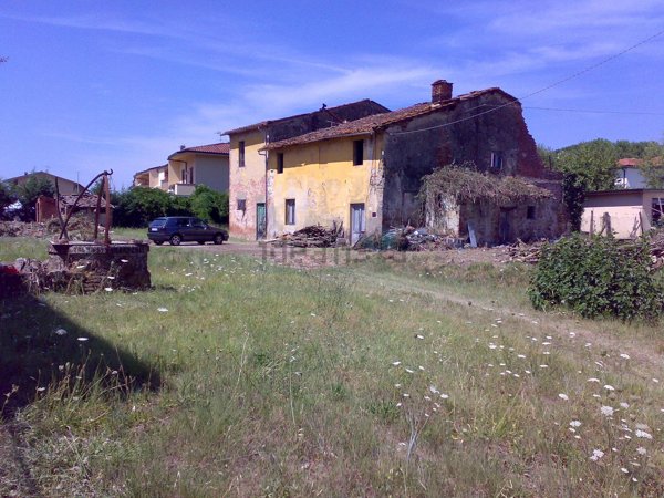 rudere in vendita a Buggiano in zona Borgo a Buggiano