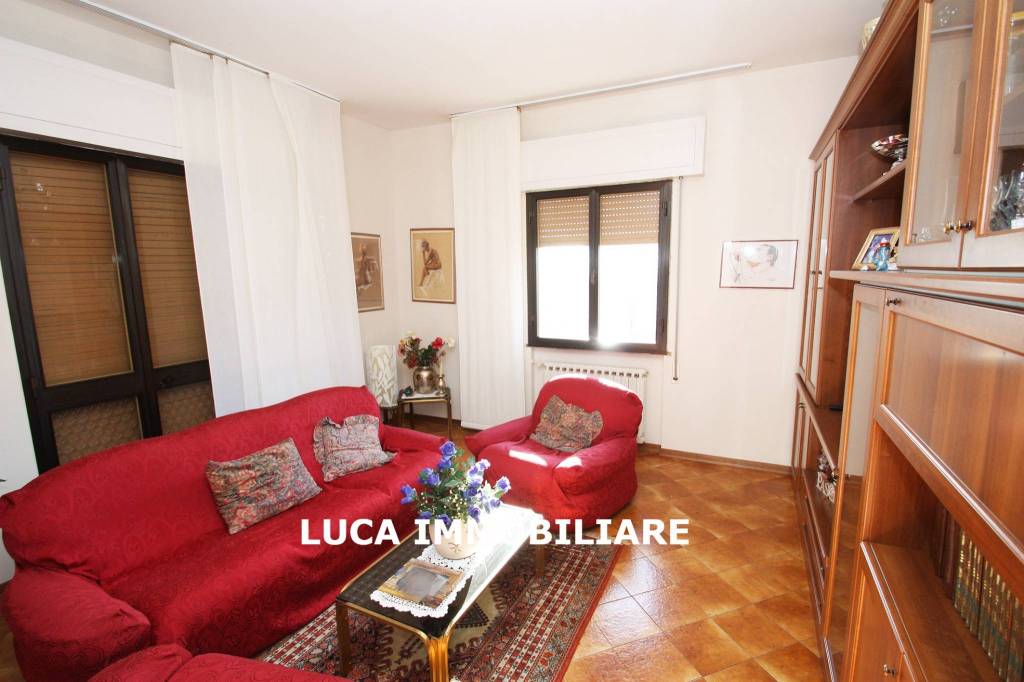 casa indipendente in vendita a Buggiano