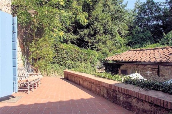 casa indipendente in vendita a Buggiano in zona Colle di Buggiano