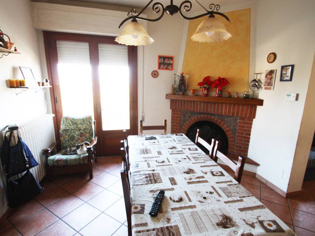 appartamento in vendita a Buggiano in zona Borgo a Buggiano