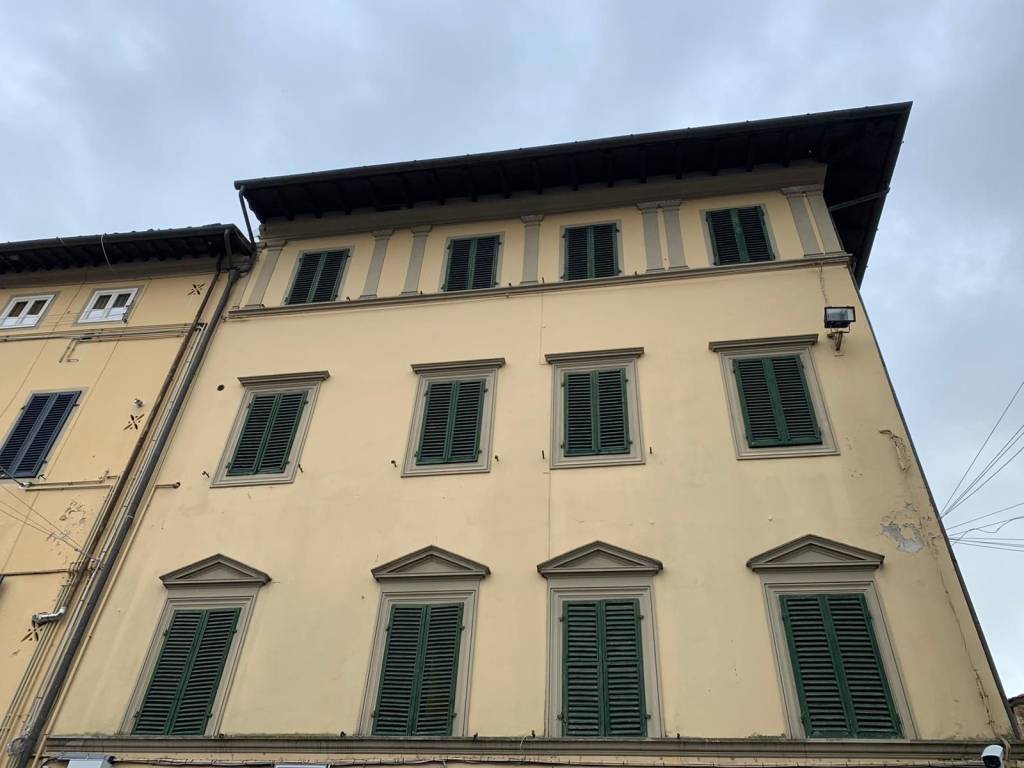 intera palazzina in vendita a Buggiano in zona Borgo a Buggiano