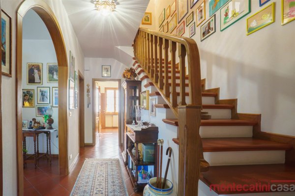 casa indipendente in vendita a Buggiano in zona Santa Maria