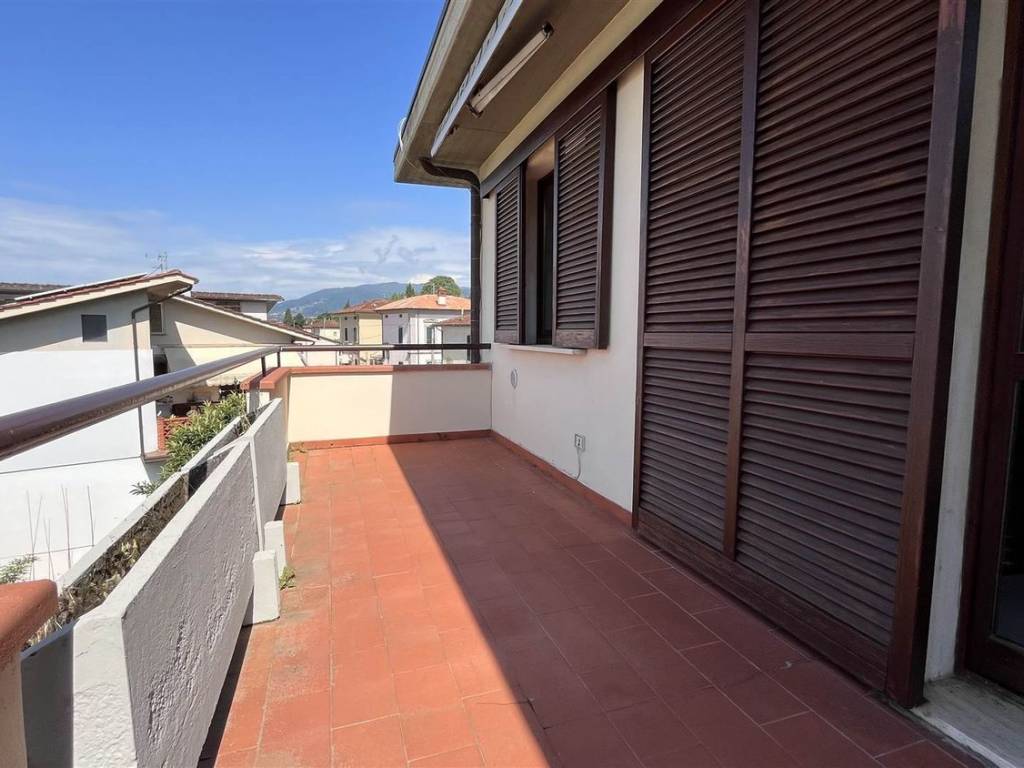 appartamento in vendita a Buggiano in zona Borgo a Buggiano