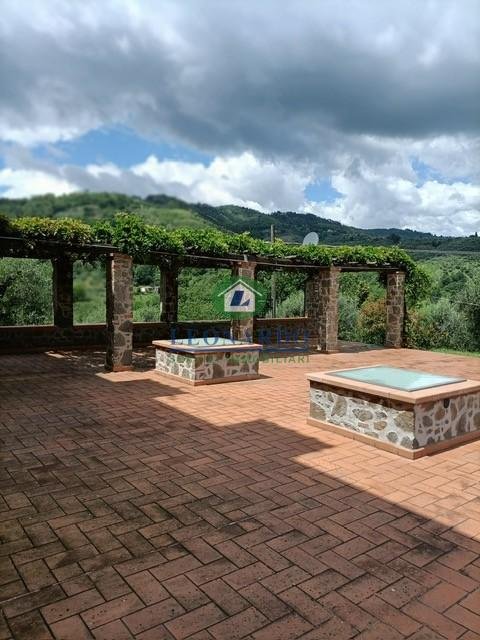 casa indipendente in vendita a Buggiano in zona Borgo a Buggiano