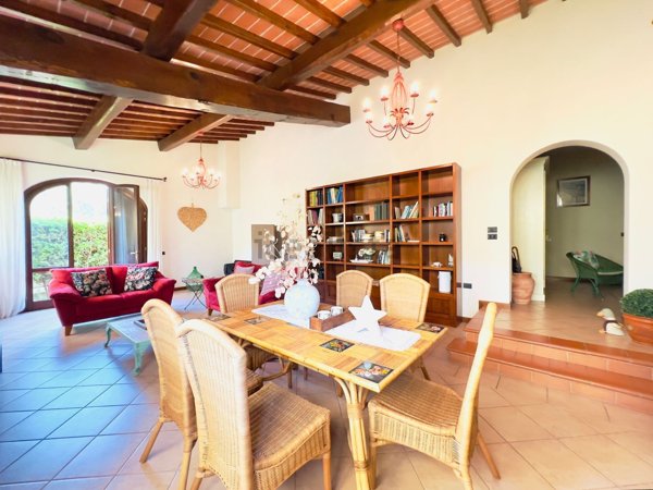 casa indipendente in vendita a Buggiano