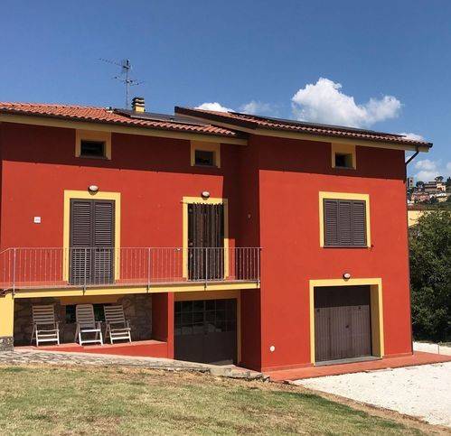 casa indipendente in vendita a Buggiano