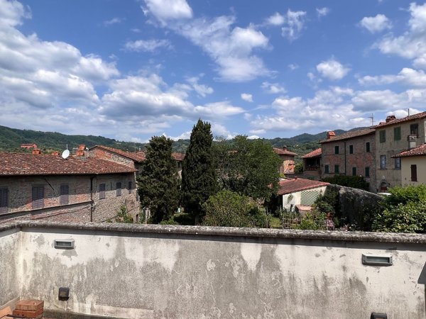 casa indipendente in vendita a Buggiano in zona Colle di Buggiano