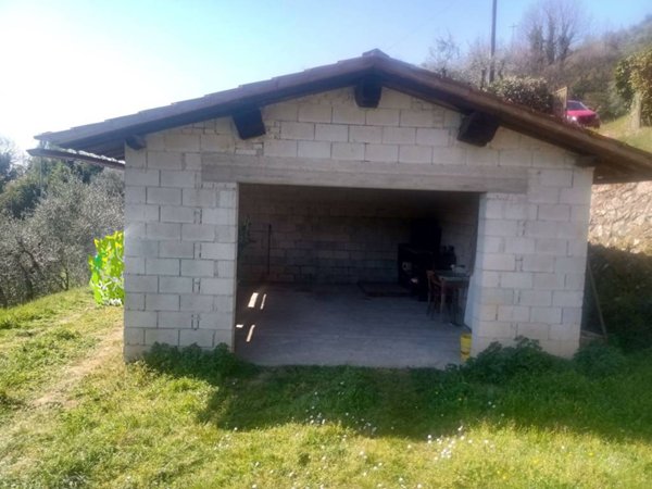 casa indipendente in vendita a Buggiano in zona Borgo a Buggiano
