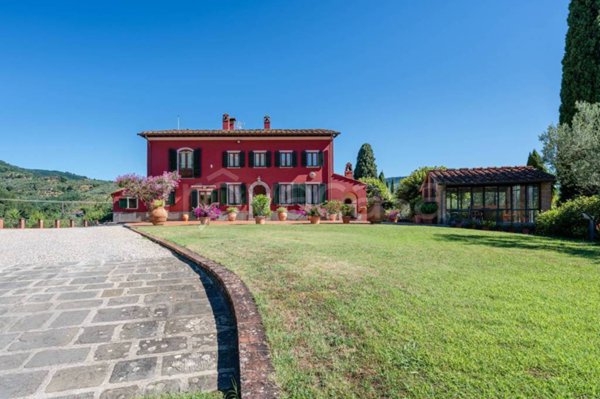 casa indipendente in vendita a Buggiano in zona Borgo a Buggiano