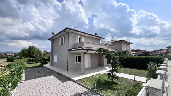 villa in vendita a Buggiano in zona Borgo a Buggiano