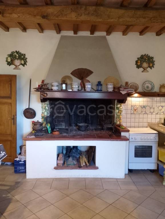 casa indipendente in vendita a Buggiano