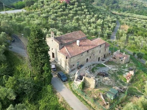 casa indipendente in vendita a Buggiano