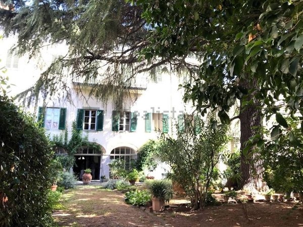 casa indipendente in vendita a Buggiano in zona Borgo a Buggiano