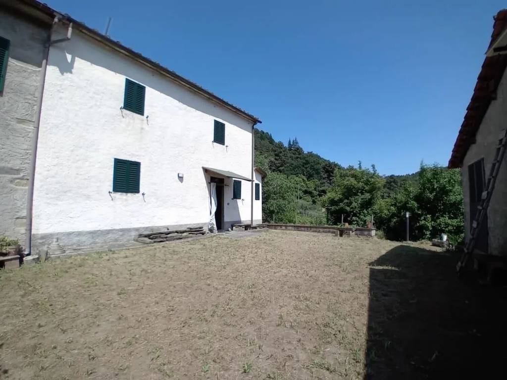 casa indipendente in vendita a Buggiano in zona Malocchio